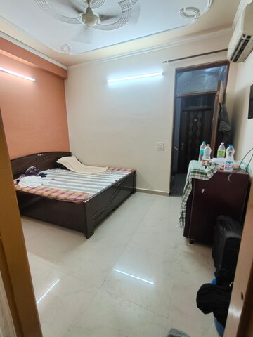1 RK Independent House For Rent in Unitech Arcadia, South City 2