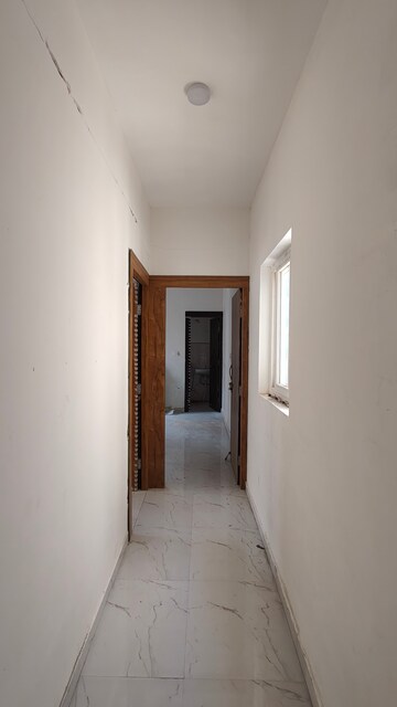 Room in 2 BHK Apartment at Pivotal Paradise, Sector 62 – for Rent
