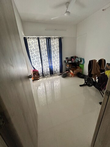 Room in 2 BHK Apartment at Shree Venkatesh Graffiti Glover, Keshav Nagar – for Rent