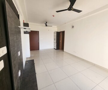 Room in 2 BHK Apartment at Prestige Finsbury Park Hyde, Bagaluru  – for Rent