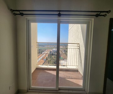 Room in 2 BHK Apartment at Prestige Finsbury Park Hyde, Bagaluru  – for Rent