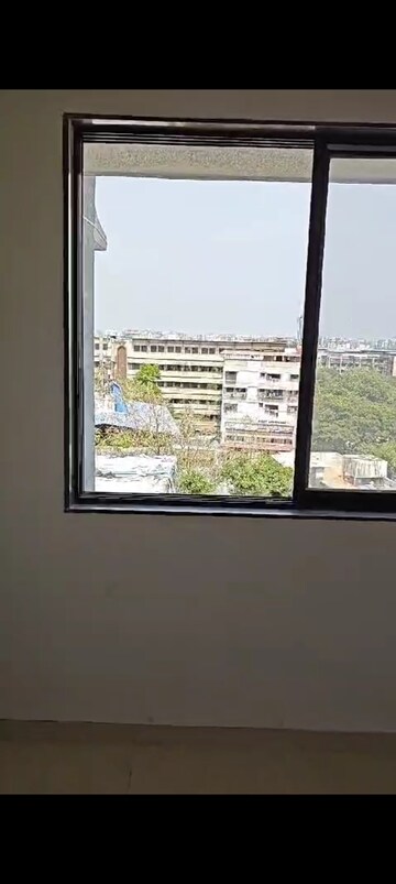 Room in 1 BHK Apartment at Mass Manshaya Apartments, Kurla West – for Rent
