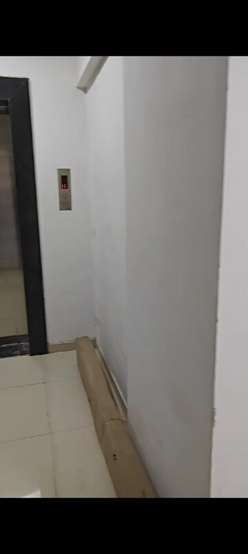 Room in 1 BHK Apartment at Mass Manshaya Apartments, Kurla West – for Rent