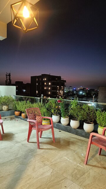 2 BHK Apartment – Exterior View View at Raja Park - for Rent