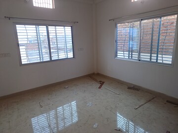 Room in 2 BHK Apartment at Alinagar – for Rent