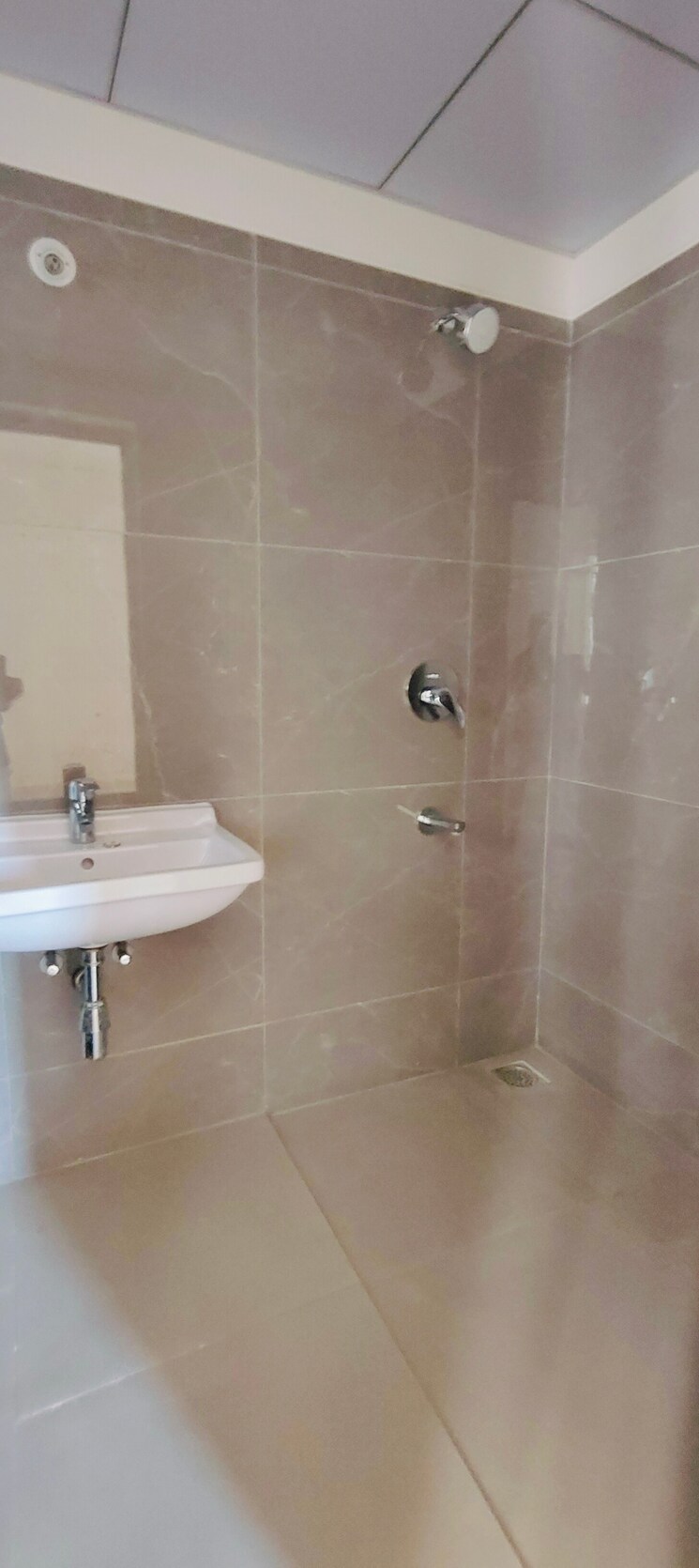 Bathroom, rajapushpa-provincia 3 Bedroom 2335 Sq.Ft. Apartment In Narsingi Hyderabad 8502561