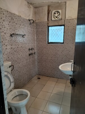 Bathroom in 2.5 BHK Builder Floor at Sector 15 Dwarka – for Sale