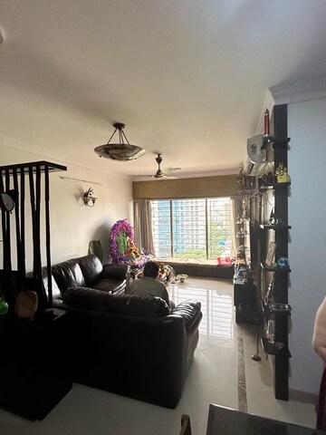 Living Room in 3.5 BHK Apartment at Raheja Solitaire, Goregaon West – for Sale