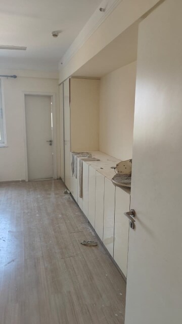Room in 3 BHK Apartment at 4S The Aurrum, Sector 59 – for Sale