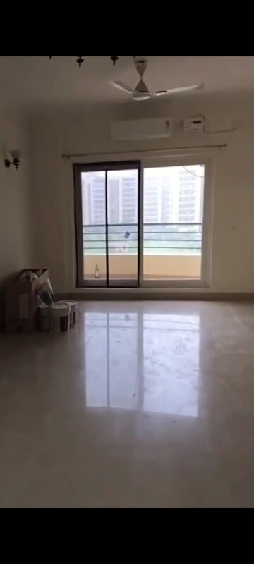 Room in 4 BHK Apartment at RPS Savana, Sector 88 – for Rent