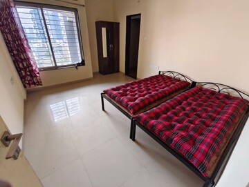 Room in 3 BHK Apartment at Brahma Meander, Kharadi – for Rent