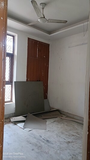 Room in 2 BHK Builder Floor at Ashoka Enclave 3, Sector 35 – for Sale