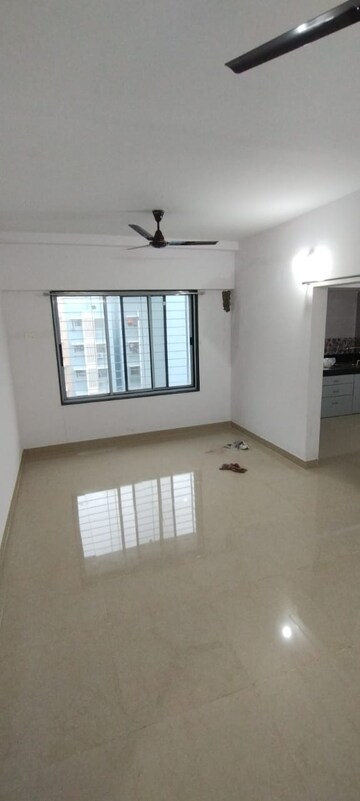 Room in 1 BHK Apartment at New Liberty CHS, Malad West – for Rent