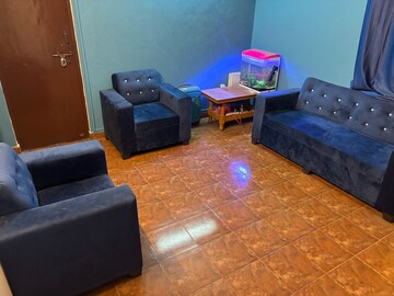 Living Room in 1 RK Builder Floor at Safdarjung Development Area – for Rent