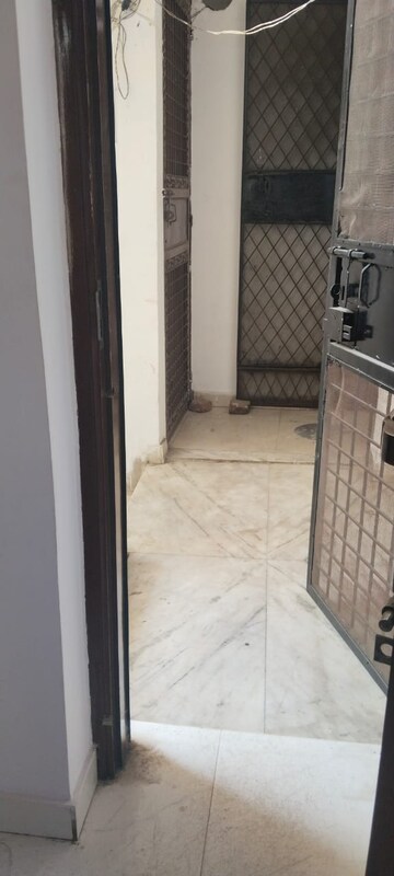 Living Room in 1 BHK Builder Floor at Malviya Nagar – for Rent