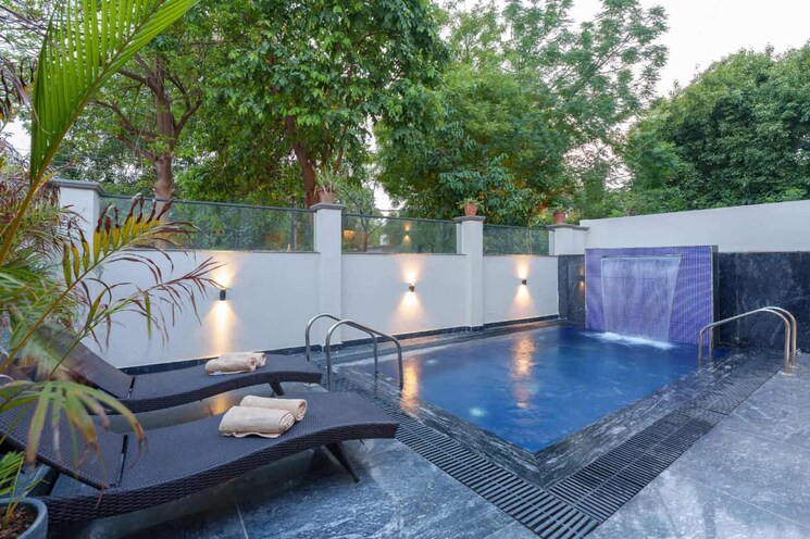 Swimming Pool, dlf-royale-residences 6 Bedroom 502 Sq.Yd. Villa In Dlf Phase I Gurgaon 8502814