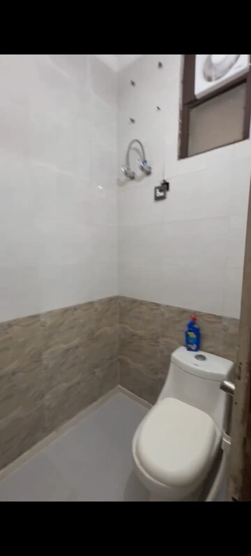 Attached Bathroom in 3 BHK Builder Floor at Malviya Nagar – for Rent