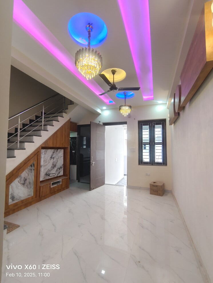 Room, kalwar road 3 Bedroom 92 Sq.Yd. Villa In Kalwar Road Jaipur 8502846