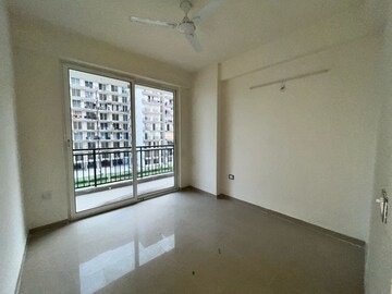Room in 3 BHK Apartment at ROF Aalayas Phase 2, Sector 102 – for Rent