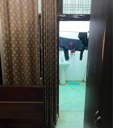 Living Room in 2 BHK Independent House at Aliganj – for Rent