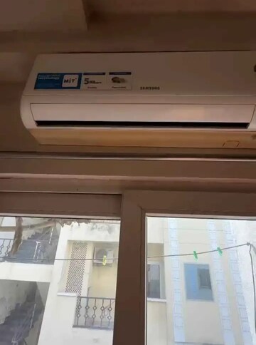 Room in 2 BHK Independent House at Jankipuram – for Rent