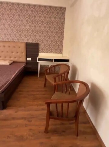 Room in 2 BHK Independent House at Jankipuram – for Rent