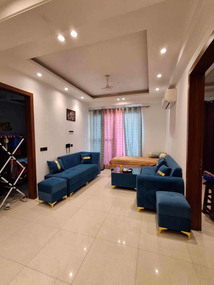 Living Room, m3m-golf-estate 4 Bedroom 4995 Sq.Ft. Apartment In Sector 65 Gurgaon 8503064