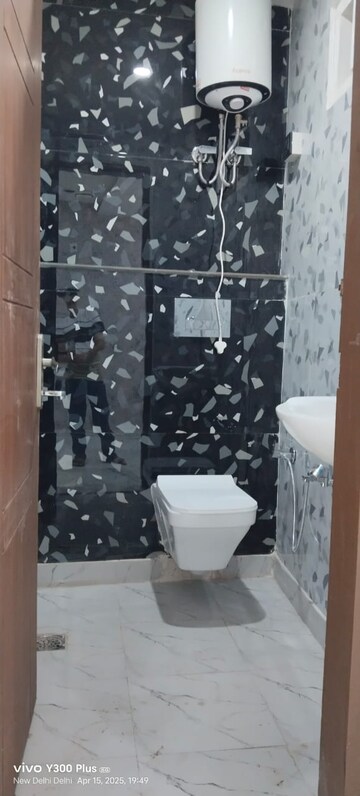 Attached Bathroom in 3 BHK Apartment at Himgiri Apartments, Govindpuri – for Rent