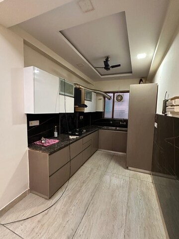 Kitchen in 4 BHK Builder Floor at Sector 42 – for Rent