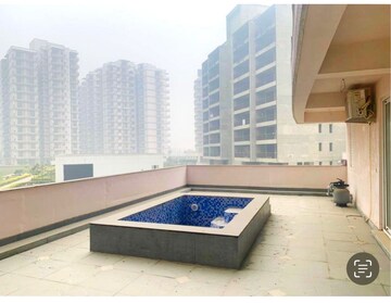 Terrace in 3.5 BHK Apartment at Pareena The Elite Residences, Sector 99 – for Rent