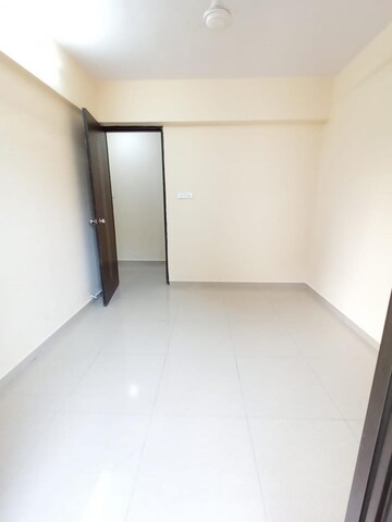 2 BHK Apartment For Sale in Nisarg Hyde Park, Kharghar