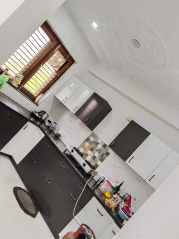 Kitchen in 2.5 BHK Builder Floor at Ansal Plaza Sector-23, Sector 23 – for Rent
