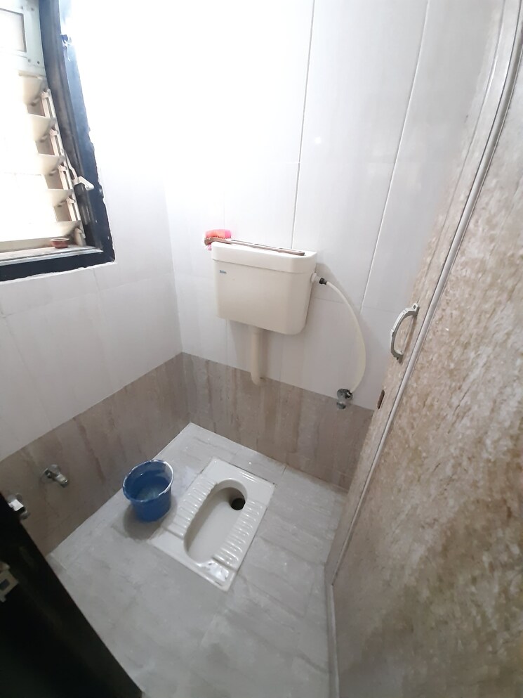 Bathroom, shree-sadguru-krupa-chs-dombivli-west 2 Bedroom 950 Sq.Ft. Apartment In Dombivli West Thane 8503256