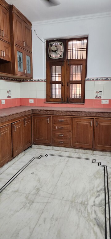 Kitchen in 2 BHK Builder Floor at Sector 28 – for Rent