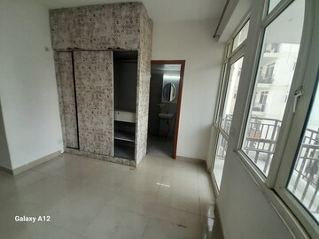  2 BHK Apartment at Suncity Avenue 76, Sector 76 – for Sale