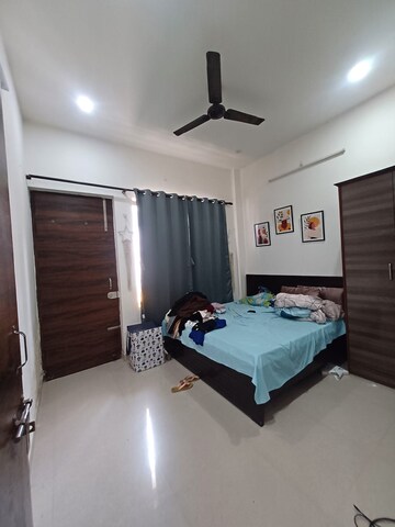 Room in 3 BHK Independent House at Ansal Plaza Sector-23, Sector 23 – for Rent