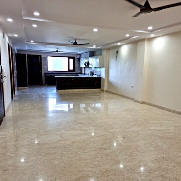 Living Room in 3.5 BHK Villa at Sector 23 – for Rent