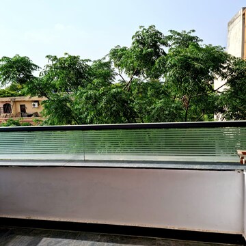 3.5 BHK Villa – Exterior View View at Sector 23 - for Rent