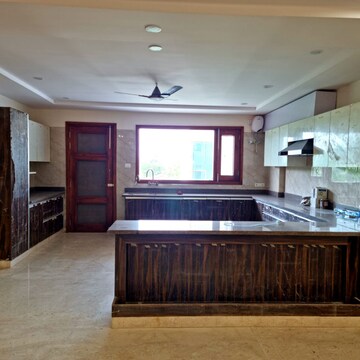 Kitchen in 3.5 BHK Villa at Sector 23 – for Rent