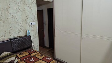 Room in 2 BHK Apartment at Mahindra Antheia, Pimpri – for Rent