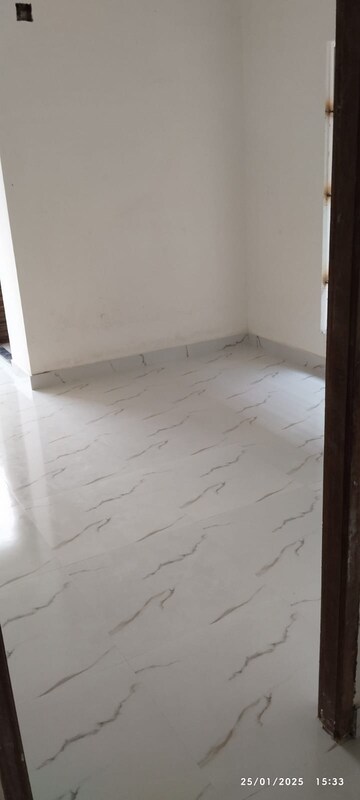 2 BHK Apartment For Sale in Thakurpukur