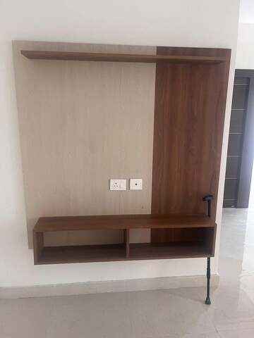 Room in 2 BHK Apartment at Signature The Millennia 2, Sector 37d – for Rent