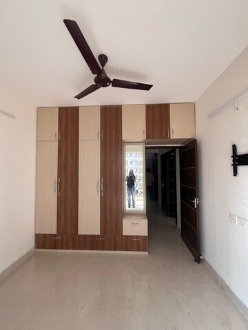 Room in 2 BHK Apartment at Signature The Millennia 2, Sector 37d – for Rent