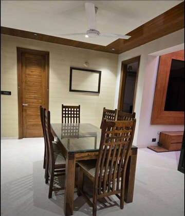 Living Room in 3 BHK Builder Floor at Sector 21 – for Rent