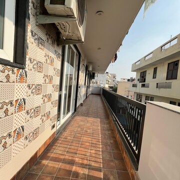 Balcony in 3.5 BHK Builder Floor at Sector 23 – for Rent