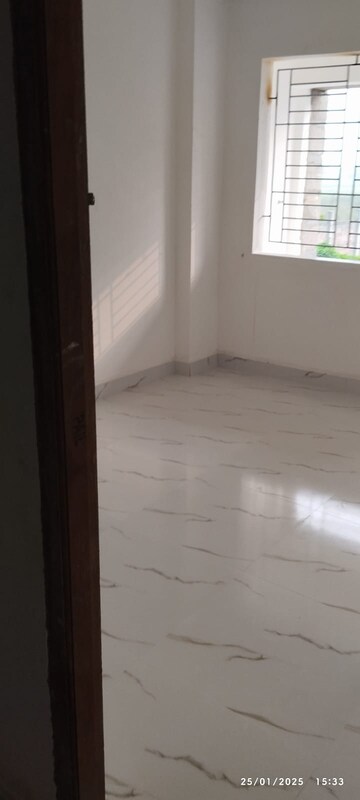 2 BHK Apartment For Sale in Thakurpukur