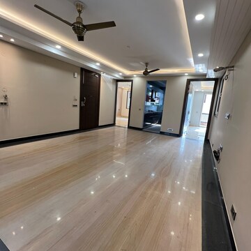  3.5 BHK Builder Floor at Sector 23 – for Rent