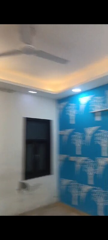 Room in 2 BHK Builder Floor at Govindpuri – for Rent
