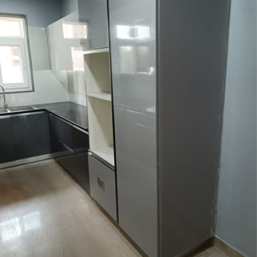 Kitchen in 3.5 BHK Builder Floor at Sector 21 – for Rent