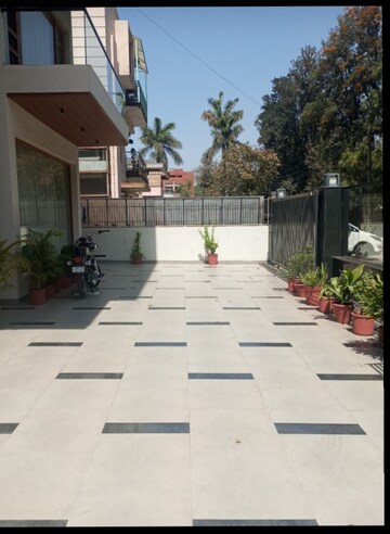 3 BHK Builder Floor – Exterior View View at Sector 8 - for Rent
